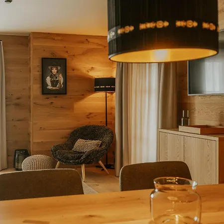 Almrausch Boutiquechalet 5 דירה לך אם ארלברג